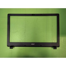 Ekrano apvadas Acer E5-571G