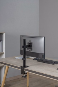 Gembird MA-D1-02 monitoriaus laikiklis arba stovas 81,3 cm (32") Stalas Juoda