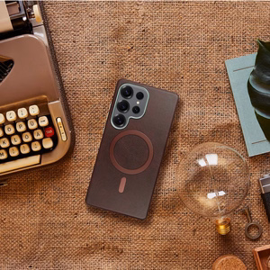 Чехол для Samsung A07 Gentleman Mag Cover совместимый с MagSafe коричневый
