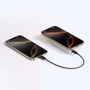 Cuktech WPB100N išorinė baterija 10 000 mAh, 20 W, su magnetiniu tvirtinimu ir stovu – balta