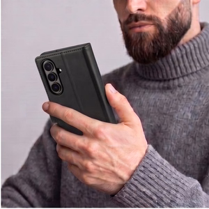 Tech-Protect Wallet dėklas, skirtas „Samsung Galaxy Z Fold 8 Ultra“ – juodas