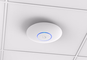 Ubiquiti UAP-AC-PRO belaidis prieigos taškas 1300 Mbit/s baltas Power over Ethernet (PoE)