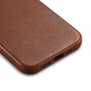 iCarer Oil Wax Premium odinis dėklas iPhone 14 Plus Magnetinis odinis dėklas su MagSafe Rudas (WMI14220703-RB)