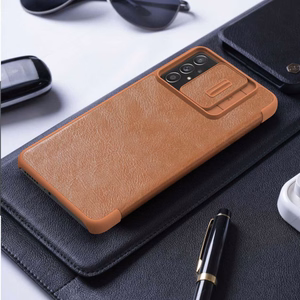 Nillkin Qin кожаный чехол-книжка для Samsung Galaxy A73 красный