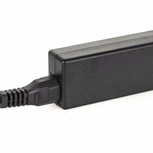 Quer nešiojamojo kompiuterio maitinimo adapteris HP Compaq su maitinimo laidu, 65 W, 18,5 V, 3,5 A, 4,8 × 1,7 mm