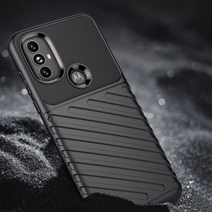 Thunder Case гибкий бронированный чехол для Motorola Moto G Power 2022 чёрный