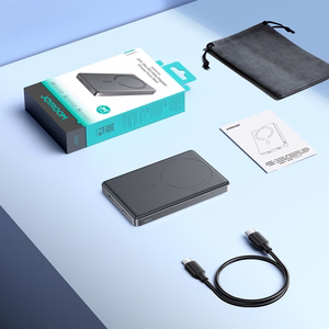 Joyroom JR-PBM08 Pro 22,5 W 10000 mAh išorinė baterija su belaidžiu įkrovimu ir 2 x USB-C – pilka
