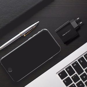 Qoltec 52380 greitasis PD īkroviklis 1xUSB-C, 1xUSB, 65 W, juodas