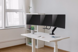 Gembird MA-DA3-03 monitoriaus laikiklis arba stovas 68,6 cm (27") Stalas Juoda