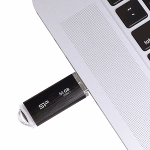 SILICON POWER Blaze B02 USB atmintinė 64 GB USB Type-A 3.2 Gen 1 (SP064GBUF3B02V1K) juoda