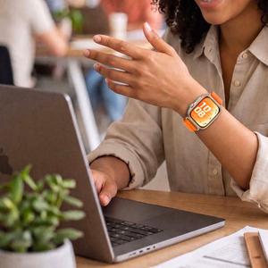 Tech-Protect Nylon Pro dirželis, skirtas „Huawei Watch Fit 3 / 4 / 4 Pro / 5 / 5 Pro“ – oranžinis