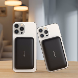 Внешний аккумулятор Joyroom (JR-W020) 10000mAh с беспроводной зарядкой (MagSafe 15W) чёрный