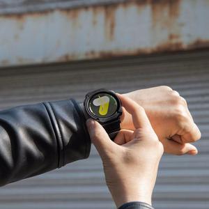 Spigen Rugged Armor Pro dirželis, skirtas „Samsung Galaxy Watch 8 44 mm“ – matinis juodas