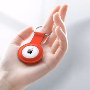 Чехол Crong Silicone для Apple AirTag 1 / 2, с кольцом для ключей, красный