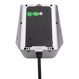 Besen sieninis įkroviklis elektromobiliams LX30 22kW APP