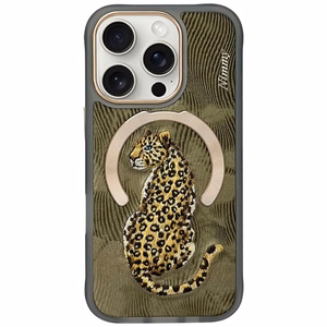 Nimmy Magnetinis Fantasy Animal MagSafe dėklas iPhone 16 Pro Max - auksinis