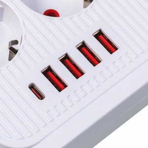 Maclean elektros paskirstytuvas, 6 lizdai + 4xUSB prailginimo laidas, 110–240 V kintama srovė, 50/60 Hz, 2,1 A, maks. 2500 W, 1,5 m, baltas, MCE389 W