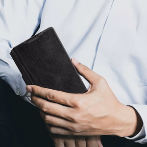 Nillkin Qin Pro dėklas Samsung Galaxy Z Fold 7 su S Pen Space - juodas