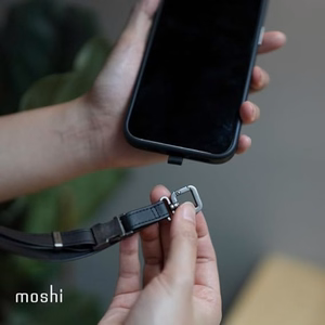 Moshi 2-in-1 veganiškos odos riešo ir per petį nešiojamas telefono dirželis su adapteriu, „Moss Green“ spalvos