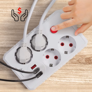Maclean power strip, 4-socket extension cable + 3xUSB, 110-240V AC 50/60Hz, 2.1A max 2500W, 3m, white, MCE393 W