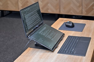 Reguliuojamas, besisukantis, ergonomiškas nešiojamojo kompiuterio stovas 10–17″ LAPTOP STAND ROTO MT2662