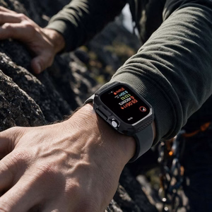 Чехол Spigen Rugged Armor для Apple Watch 42 mm – матовый чёрный