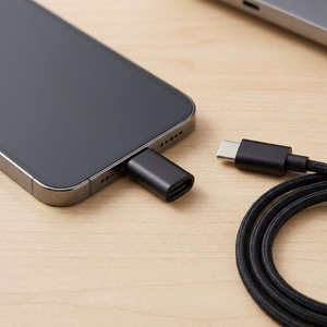 Adapter Type C to Lightning Blue Star - black