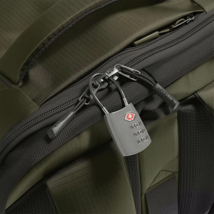 Tech-Protect Defender S70 RYANAIR & WIZZAIR 24L Laptop Backpack - Dark Green