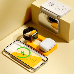 Складная беспроводная зарядная станция WEKOME WP-U172 3-in-1 с зеркалом для iPhone, Apple Watch и AirPods, совместимая с MagSafe, 15 Вт, жёлтая