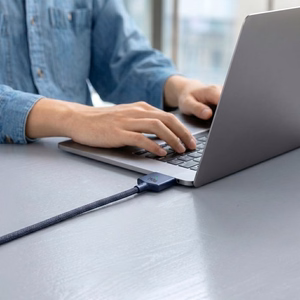 Tech-Protect MMC01 Ultraboost USB-C / USB-C MagSafe 3 140W 200cm laidas MacBook - tamsiai mėlynas