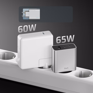 Cuktech 65W GaN sieninis įkroviklis 2xUSB-C 1xUSB-A pilkas