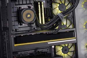 Actina 5901443415947 PC AMD Ryzen™ 7 7800X3D 32 GB DDR5-SDRAM 2 TB SSD AMD Radeon RX 9070 XT Midi Tower juodas