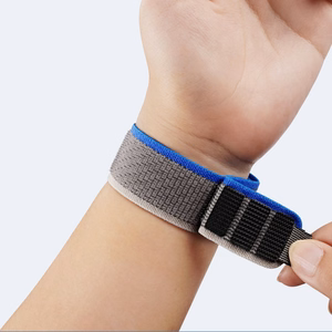 Sportinė Velcro juosta Apple Watch Ultra / 9 / 8 / 7 / 6 / SE / 5 / 4 / 3 / 2 / 1 (42, 44, 45, 49 mm) Dux Ducis juosta YJ versija - mėlyna-pilka