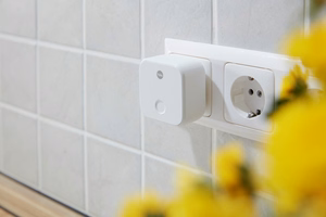 Yale ConnectX Wi-Fi tiltas baltas