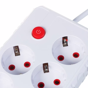 Maclean power strip, 4-socket extension cable + 3xUSB, 110-240V AC 50/60Hz, 2.1A max 2500W, 3m, white, MCE393 W