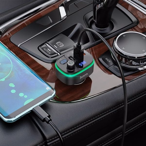 Automobilis bluetooth siųstuvas Hoco 2 x USB A + USB C QC3.0 PD 20W E62 juodas