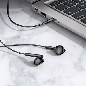 HOCO laidinės ausinės Jack 3,5 mm su mikrofonu M93 juodos