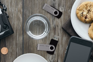 Goodram UTS3 USB atmintukas 64 GB USB A tipo 3.2 Gen 1 (3.1 Gen 1) Juoda