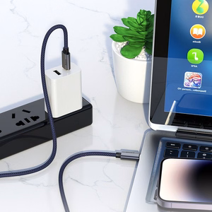 Кабель USB C на USB C Hoco QC3.0 PD 5A 240W 1,8 m U134 темно-синий