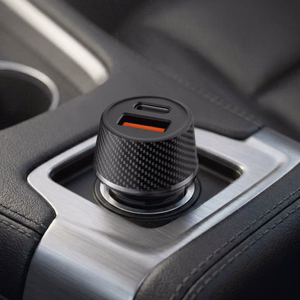 Blavec Car charger BS-03B-C Carbon - USB + Typ C -  QC 3.0 18W PD 30W z kablem Typ C na Typ C (CCBS03BC-UCB) czarna