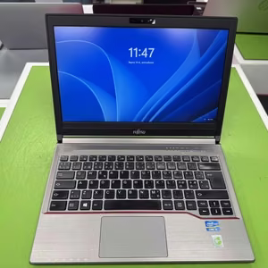 Fujitsu LifeBook E733 i5-3230M / 256GB SSD / 8GB DDR3 / 13.3"