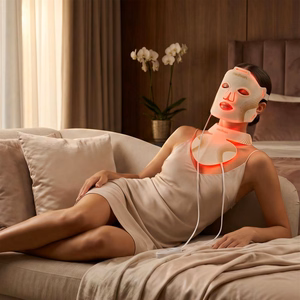 Medivon Lumi Max LED light therapy mask for face, neck and décolletage
