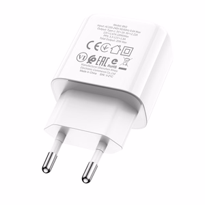 Borofone BN3 Premium USB-C sieninis įkroviklis QC 3.0 PD 2.0 20W baltas