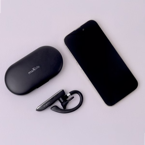 Maxlife wireless headset MXBH-01 with charging case black