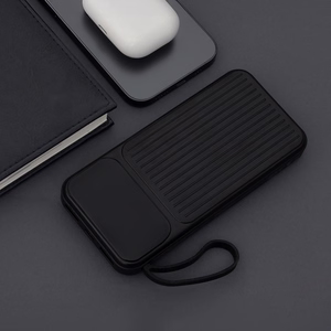Maxlife išorinė baterija su įmontuotu kabeliu MXPB-06 PD QC 22,5W 10000 mAh juoda