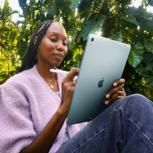 Apple iPad Air Apple M 128 GB 33 cm (13") 12 GB Wi-Fi 7 (802.11be) iPadOS 26 smėlio