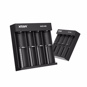 18650 ličio jonų / NiMH cilindrinių baterijų įkroviklis Xtar MC4S