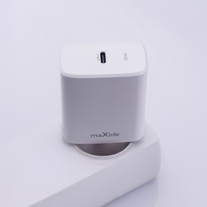 Maxlife MXTC-10-30C PD QC įkroviklis 1x USB-C 30W baltas