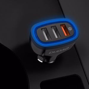 Automobilinis įkroviklis Dudao "R7S" baltas 18W (1xQC3.0 / 2xUSB)