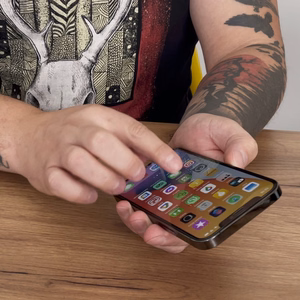 Wozinsky itin patvarus pilno klijavimo grūdintas stiklas pilnas ekranas su rėmeliu dėklui draugiškas Motorola Moto G42 juodas
